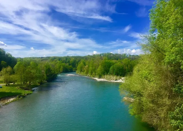 Jasmin 1 Jeanne D Albret Apartment