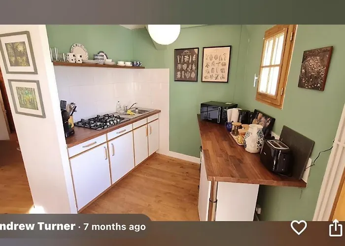 Jasmin 1 Jeanne D Albret Apartment